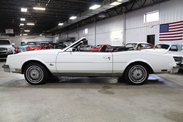 1985 Buick Riviera -- - photo 2
