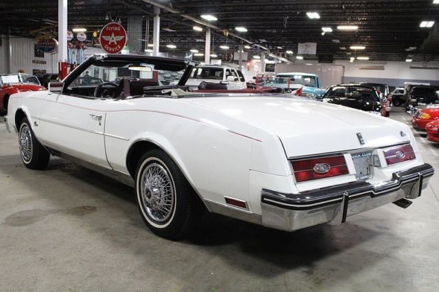1985 Buick Riviera -- - photo 3