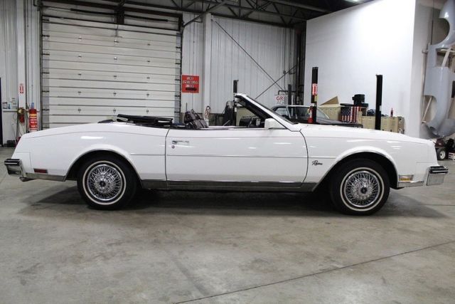 1985 Buick Riviera -- - photo 5