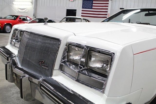 1985 Buick Riviera -- - photo 9