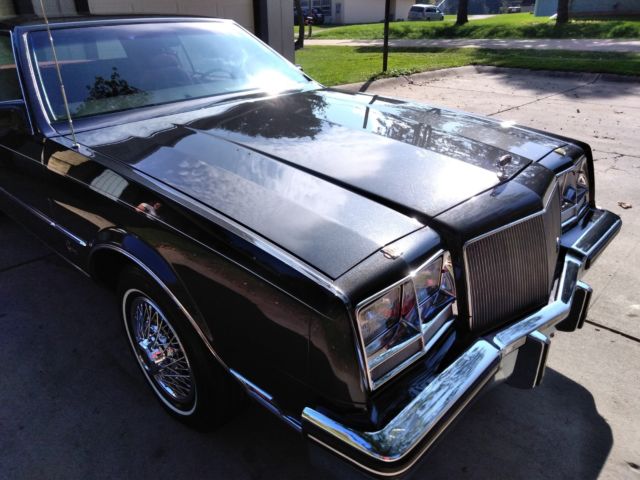 1985 Buick Riviera Hardtop Coupe - photo 10