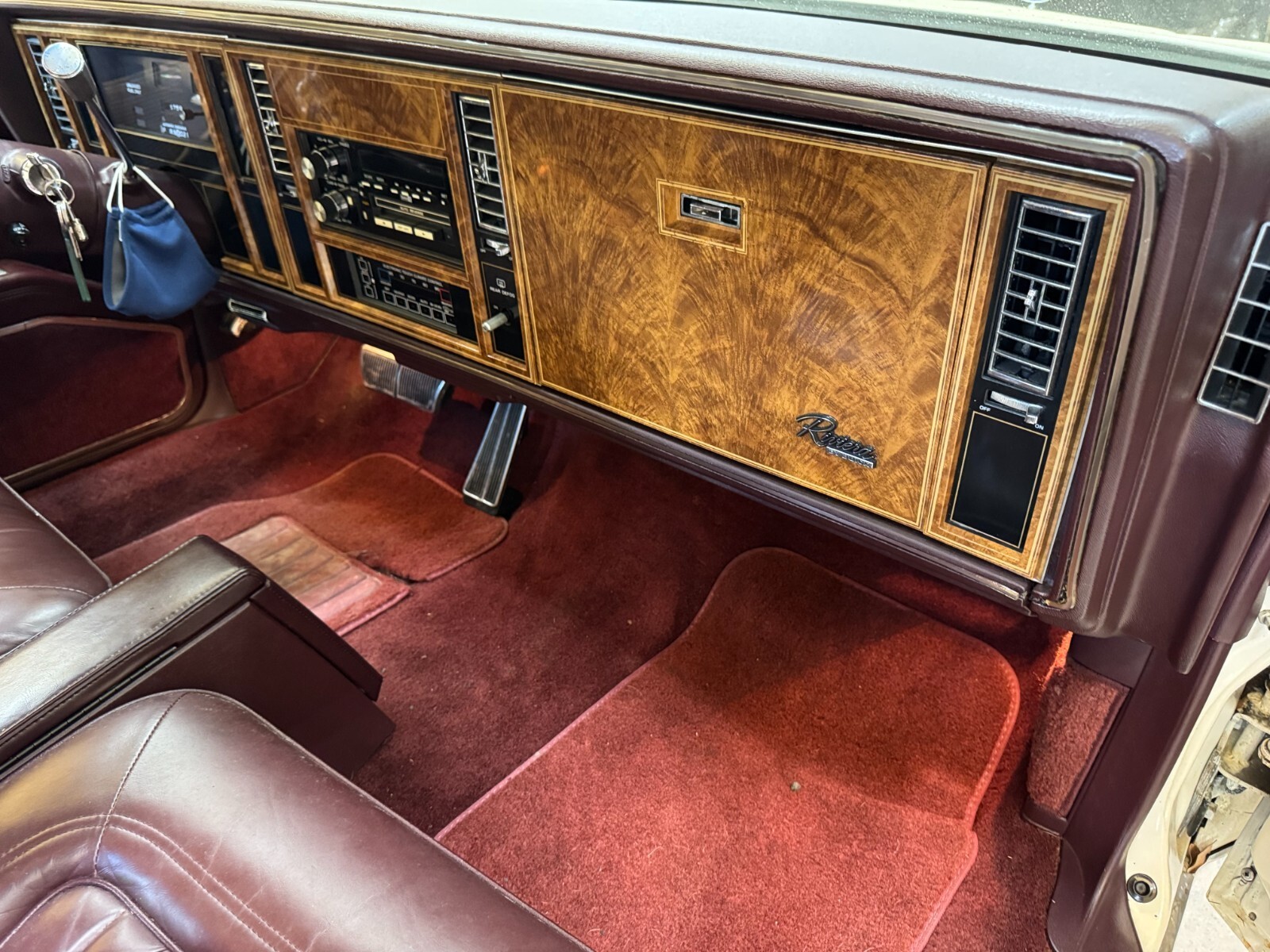 1985 Buick Riviera Carriage Top Coupe 1 Family owned - photo 13