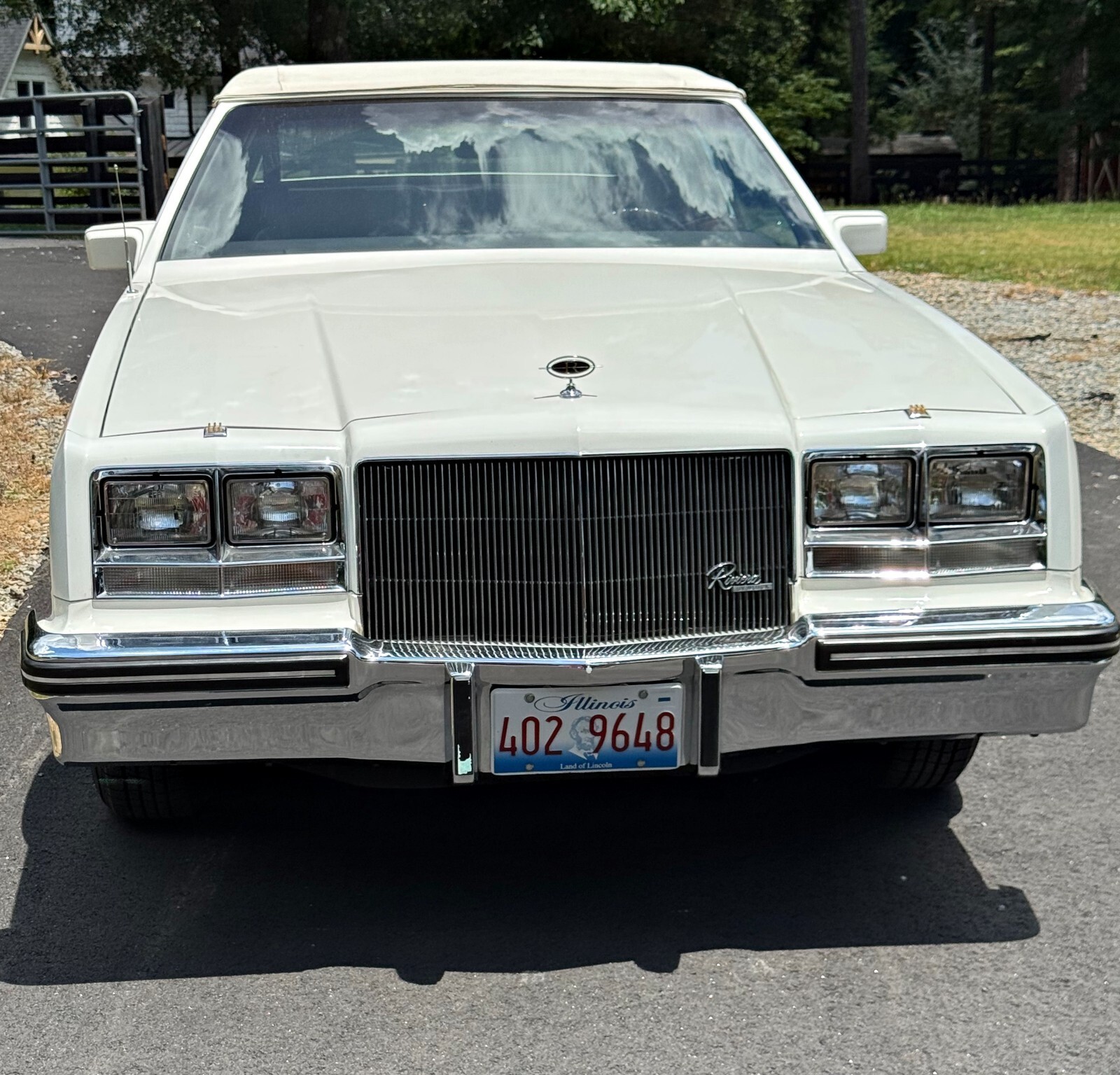 1985 Buick Riviera Carriage Top Coupe 1 Family owned - photo 4