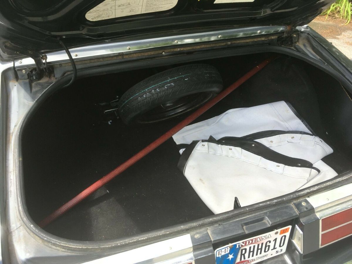 1985 Buick Riviera - photo 11