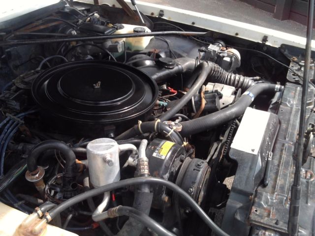 1985 Buick Riviera Base - photo 13