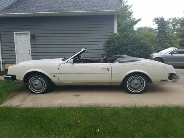 1985 Buick Riviera Convertible - Only 400 Made! Last of the Big Convertibles 1985 Buick Riviera Convertible