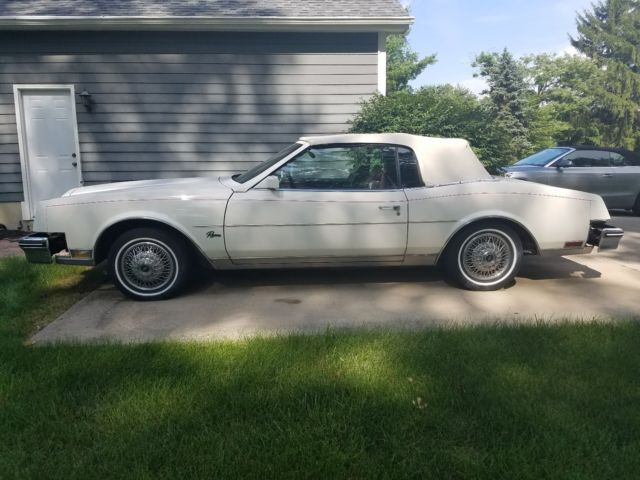 1985 Buick Riviera Convertible - photo 5
