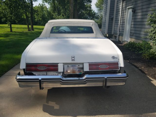 1985 Buick Riviera Convertible - photo 8