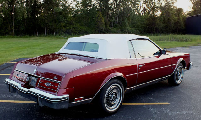 1985 Buick Riviera Special Edition Turbo Convertible - photo 11
