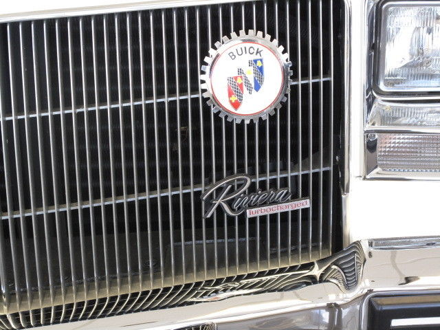 1985 Buick Riviera - photo 3