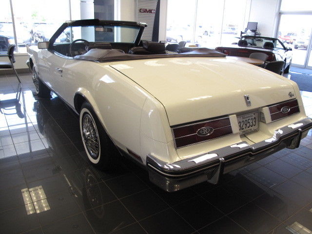 1985 Buick Riviera - photo 5