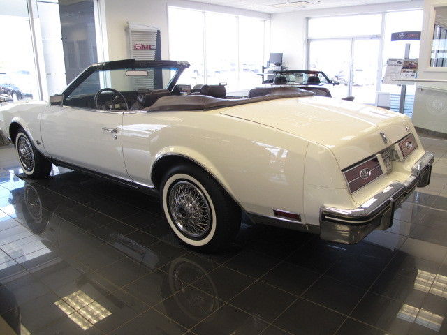 1985 Buick Riviera - photo 6