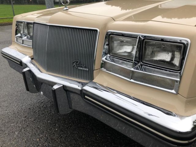 1985 Buick Riviera -- - photo 10