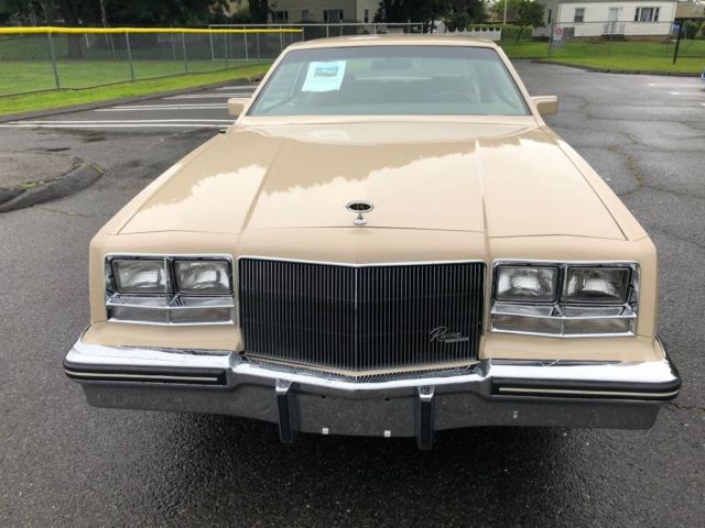 1985 Buick Riviera -- - photo 6