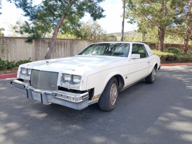 1985 Buick Riviera Coupe - photo 3