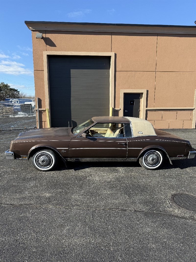 1985 Buick Riviera Coupe - photo 8