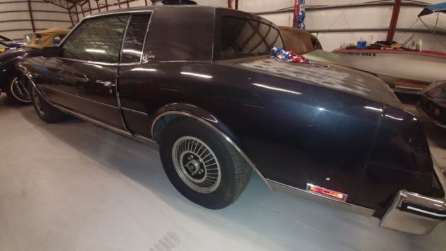 1985 Buick Riviera T Type 2dr Turbo Coupe
