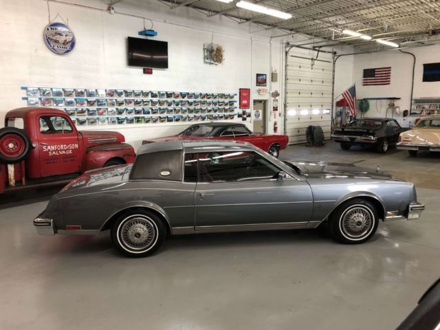 1985 Buick Riviera - photo 4