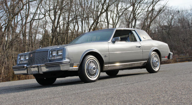 1985 Buick Riviera 2 Door Coupe - photo 2