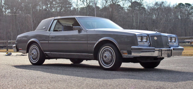 1985 Buick Riviera 2 Door Coupe - photo 8