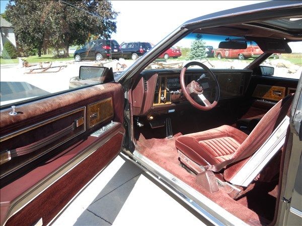 1985 Buick Riviera - photo 11