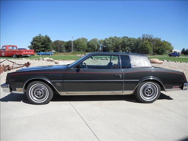 1985 Buick Riviera - photo 3