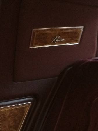 1985 Buick Riviera - photo 2