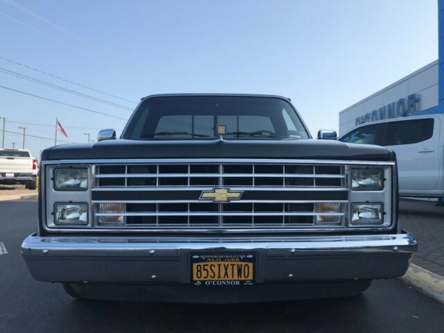 1985 Chevrolet C-10 - photo 4