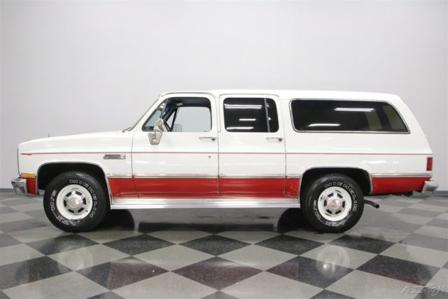 1985 GMC Suburban C2500 - photo 2