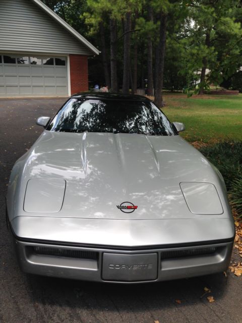 1985 Chevrolet Corvette - photo 2