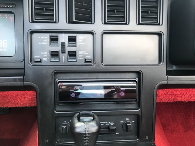 1985 Chevrolet Corvette - photo 11
