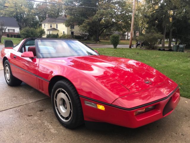 1985 Chevrolet Corvette - photo 2