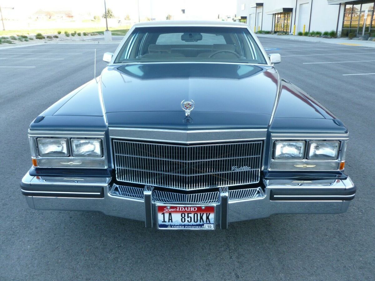 1985 Cadillac Brougham FLEETWOOD BROUGHAM - photo 2