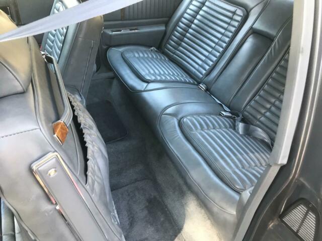 1985 Cadillac DeVille Coupe - photo 11