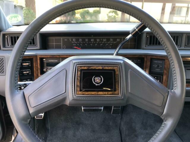 1985 Cadillac DeVille Coupe - photo 7