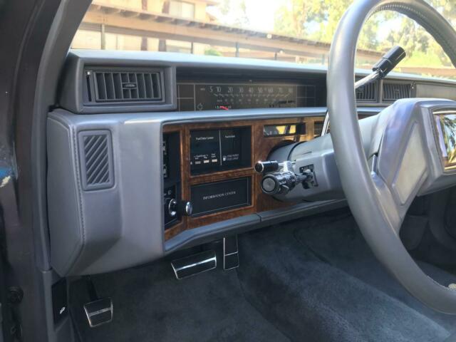 1985 Cadillac DeVille Coupe - photo 8