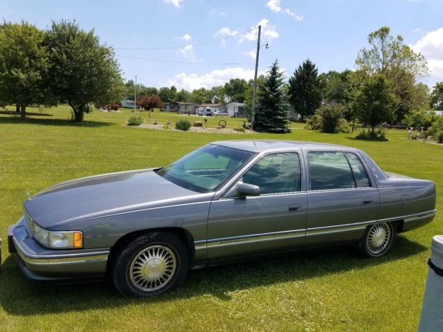 1985 Cadillac DeVille - photo 2