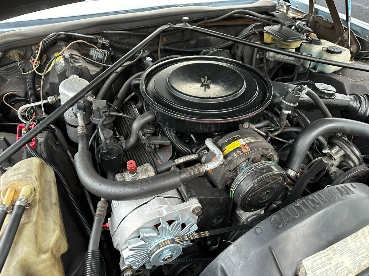 1985 Cadillac DeVille - photo 10