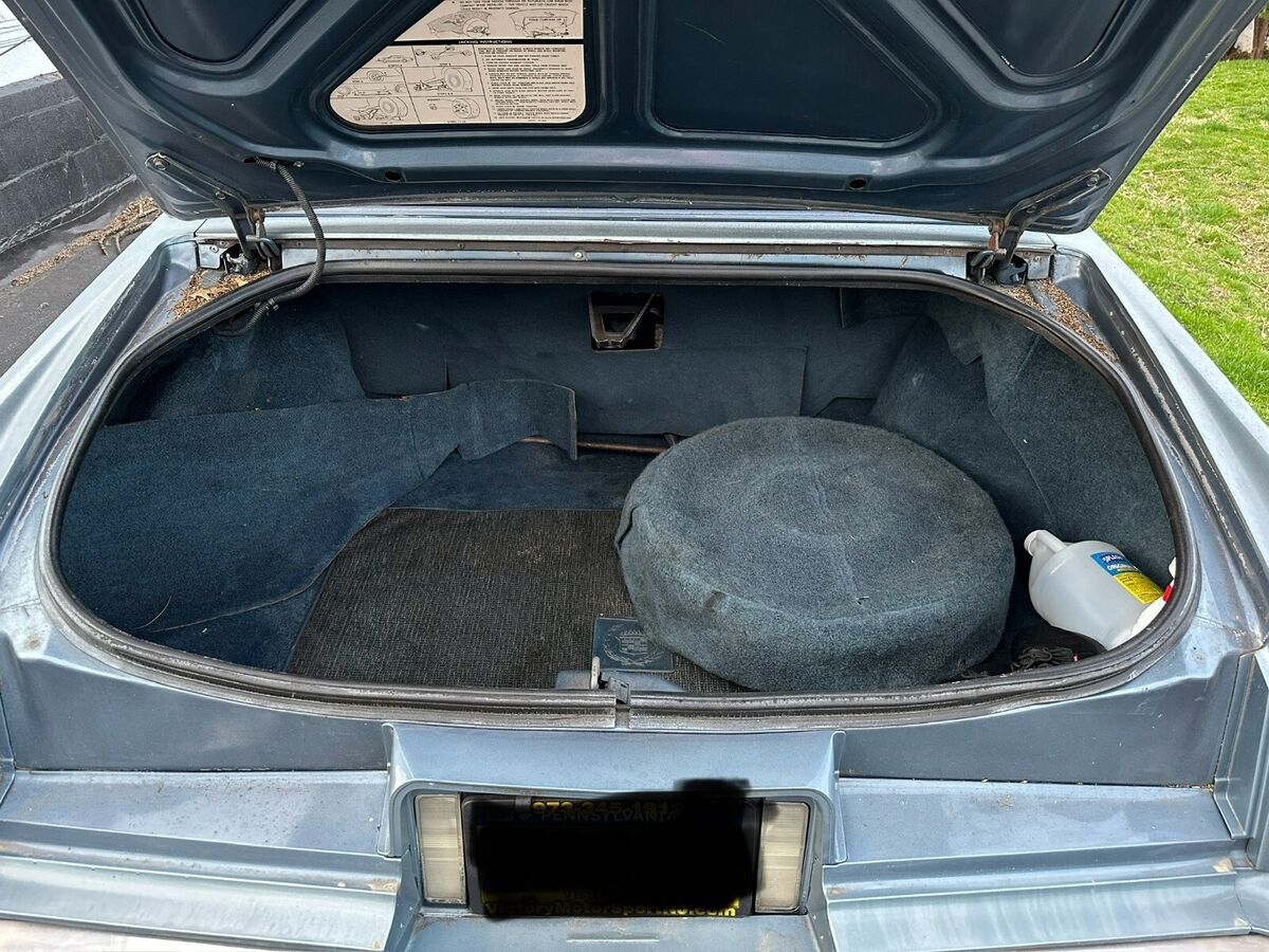 1985 Cadillac DeVille - photo 4