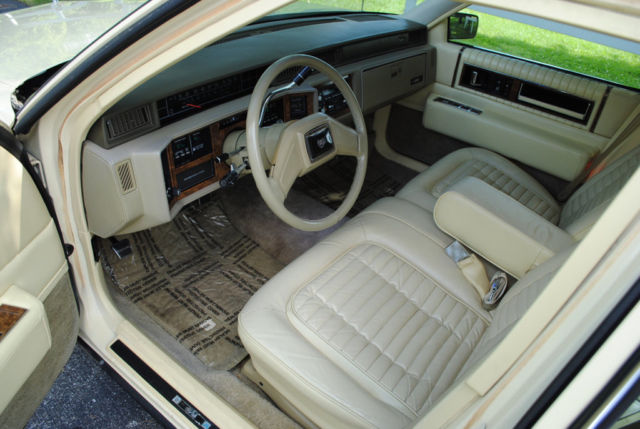 1985 Cadillac DeVille - photo 12