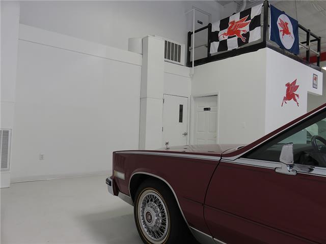 1985 Cadillac Eldorado Biarritz - photo 9
