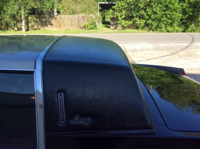 1985 Cadillac Eldorado Black on Black Full leather inside - photo 12