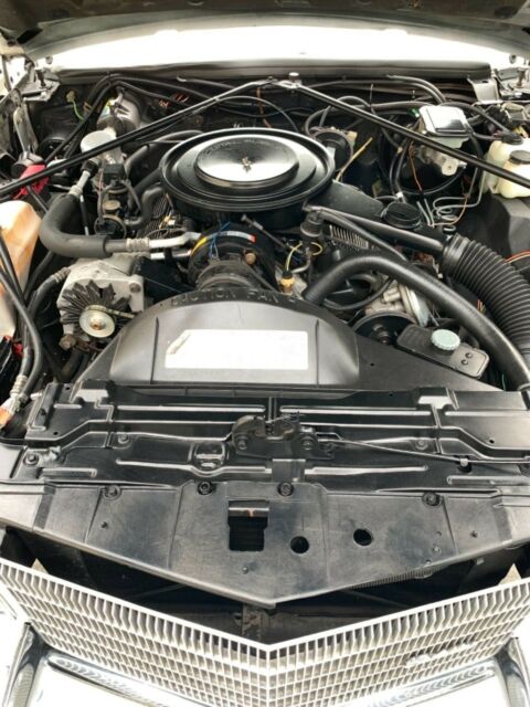 1985 Cadillac Eldorado Biarritz Convertible - photo 13