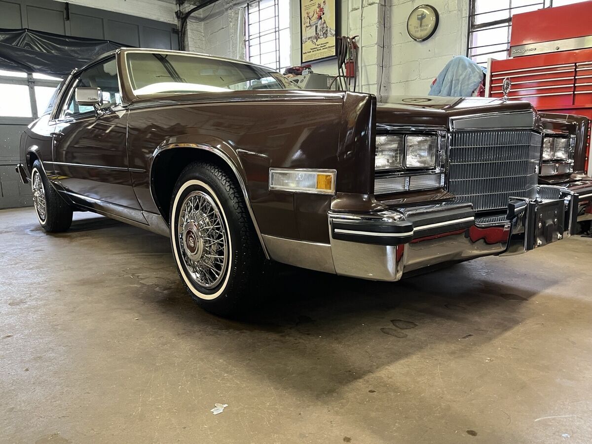 1985 Cadillac Eldorado Biarritz - photo 2