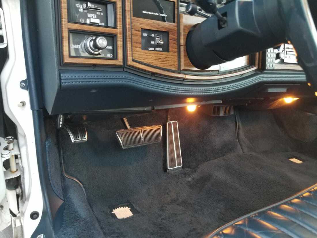 1985 Cadillac Eldorado Commemorative Edition - photo 12