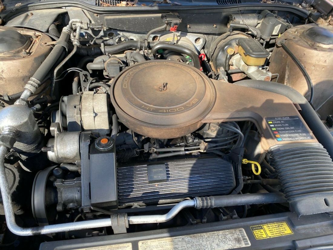 1985 Cadillac Fleetwood - photo 12
