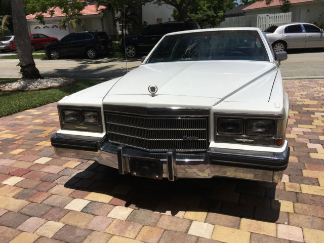 1985 Cadillac Fleetwood - photo 3