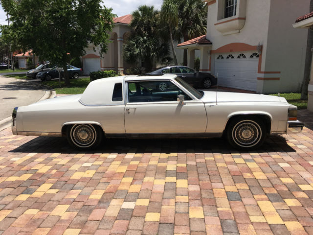 1985 Cadillac Fleetwood - photo 8