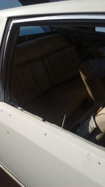 1985 Cadillac Fleetwood BROUGHAM - photo 7