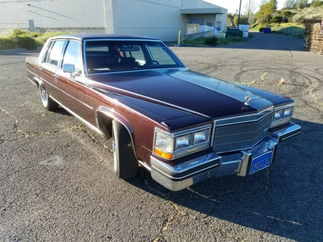 1985 Cadillac Fleetwood - photo 11